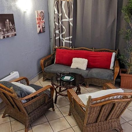 Chambres D'Hotes Les Lits Des Fees Saint-Floret Buitenkant foto