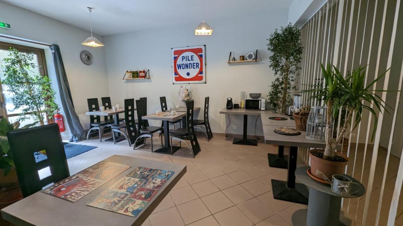 Chambres D'Hotes Les Lits Des Fees Saint-Floret Buitenkant foto
