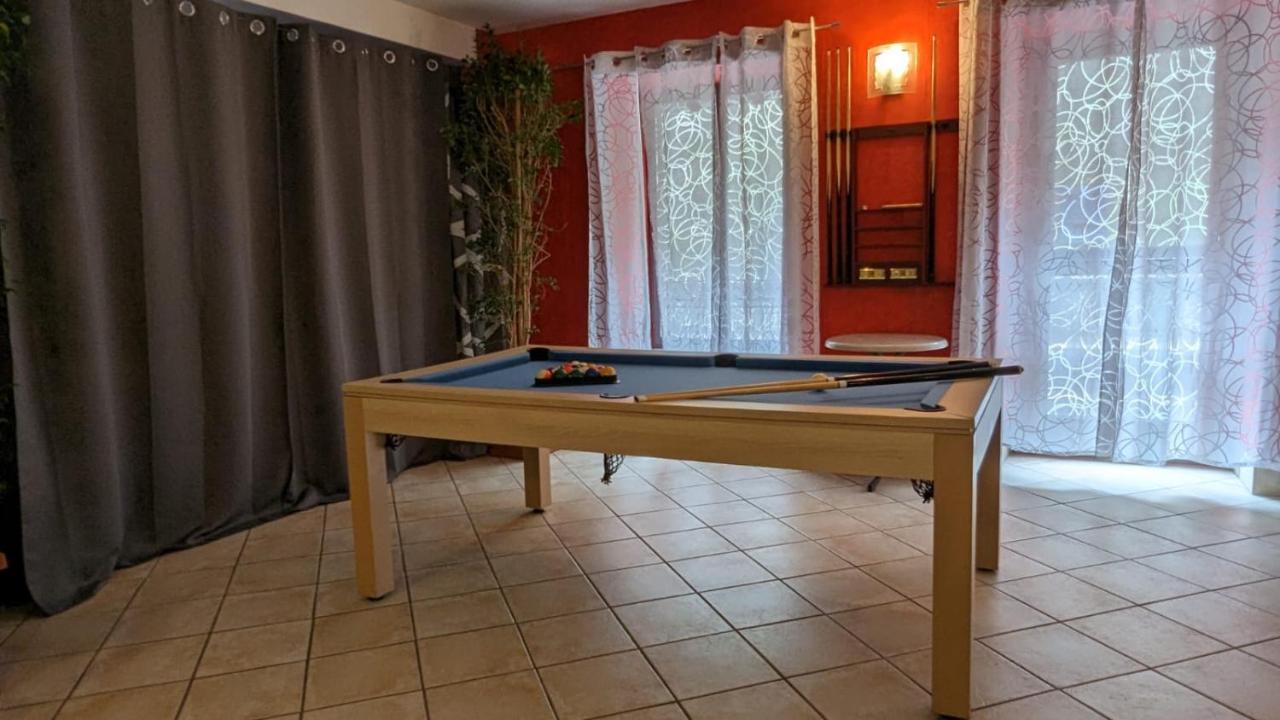 Chambres D'Hotes Les Lits Des Fees Saint-Floret Buitenkant foto